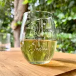 Custom Poppy Flower Bouquet Engraved Wine Glass–Elegant Floral Personalized Gift for Her, Mom, Wife, Birthday, Mother’s Day, Custom Design