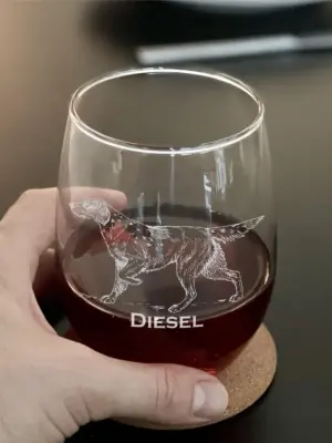 Custom Engraved Hound Dog Whiskey Glass - Personalized Pet Gift, Dog Memorial, Custom Beer Glass, Wine Glass, Unique Dog Lover Gift