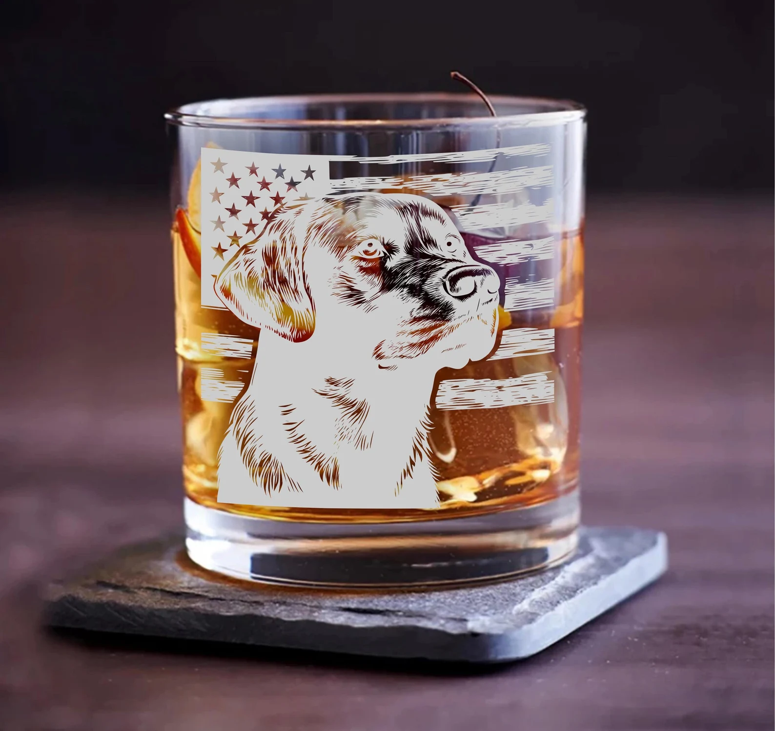 Personalized Labrador Dog Etched Glass – Patriotic Dog Whiskey, Stemless Wine, or Beer Pint Glass – Custom Lab Gift. Gift for Dog Lovers