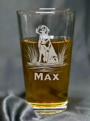 Personalized Labrador Engraved Whiskey, Beer Pint or Wine Glass Customizable Gifts for Dog Lovers Perfect for Birthdays or Special Occasions