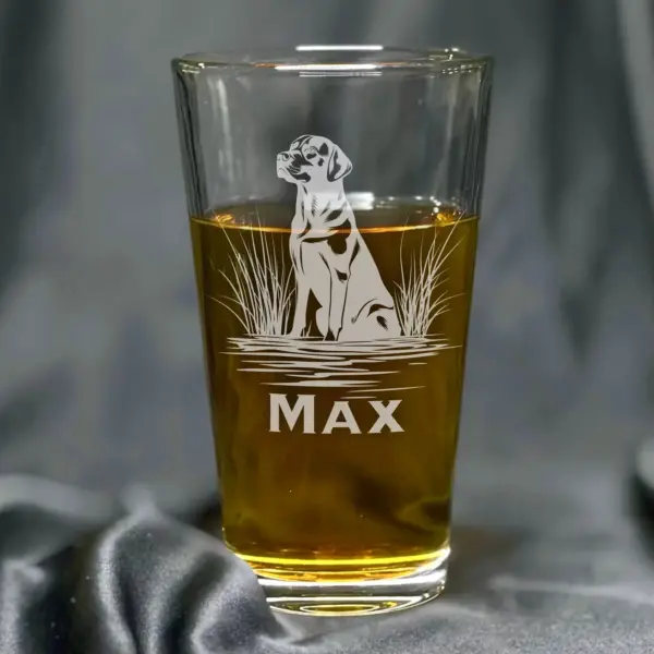 Personalized Labrador Engraved Whiskey, Beer Pint or Wine Glass Customizable Gifts for Dog Lovers Perfect for Birthdays or Special Occasions