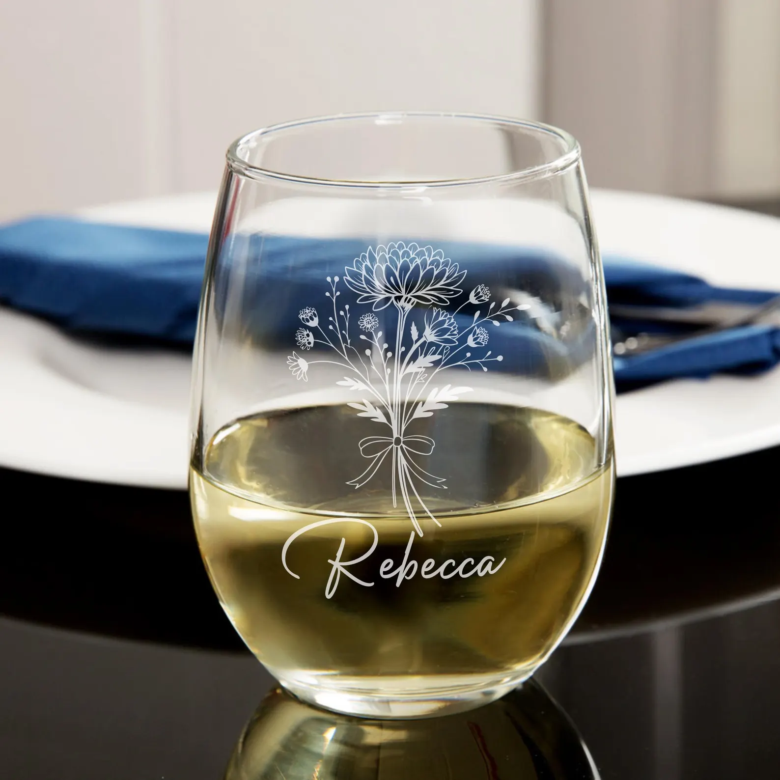 Personalized Engraved Chrysanthemum Stemless Wine Glass-Stylish Floral Etched Gift for Her, Mom, Wife, Birthday, Mother’s Day, Custom Design