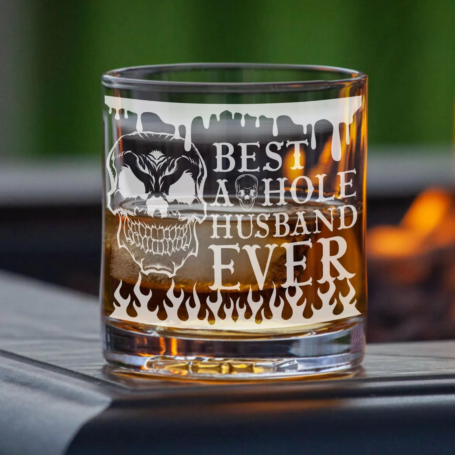 Husband Engraved Whiskey, Beer, or Wine Glass – Best A*hole Husband Ever with Melting Skull – Funny Gift for Him, Father’s Day, Anniversary