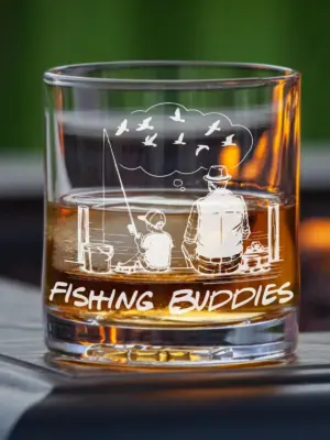 Personalized Fishing Engraved Glass for Dad Custom Beer Pint, Wine, or Whiskey Glass Unique Gift for fisherman Perfect gift for Father's Day
