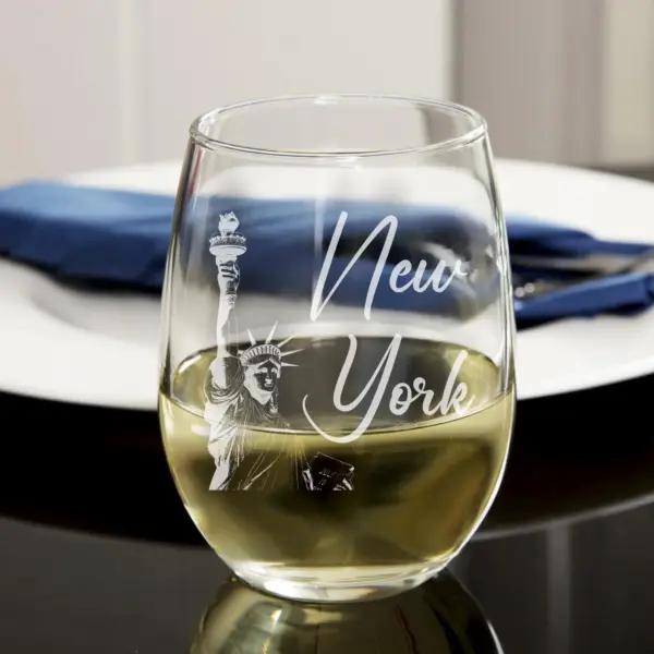 Personalized New York Statue of Liberty Engraved Whiskey, Wine, or Beer Glass Custom NYC Silhouette Gift,New Yorker Souvenir, NYC Lover Gift - Image 2