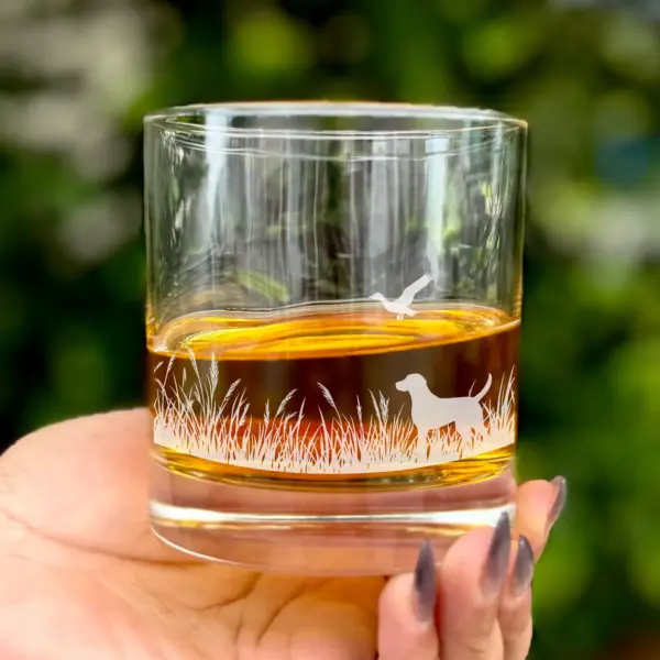 Personalized Labrador Engraved Whiskey, Beer Pint or Wine Glass Customizable Gifts for Dog Lovers Perfect for Birthdays or Special Occasions - Image 3