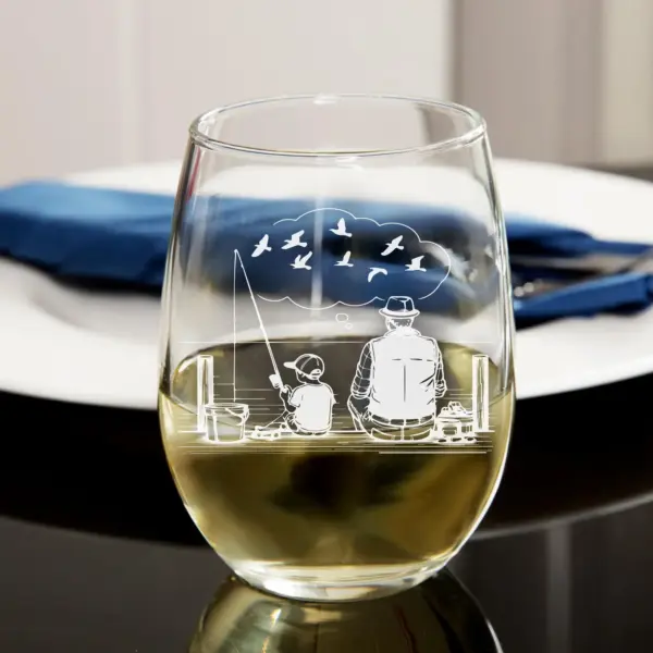 Personalized Fishing Engraved Glass for Dad Custom Beer Pint, Wine, or Whiskey Glass Unique Gift for fisherman Perfect gift for Father's Day - Image 3